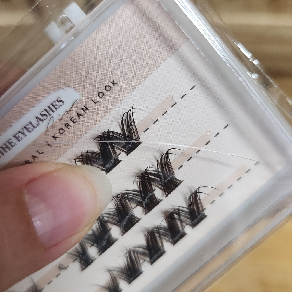 Easy Natural Lash Clusters DIY Lash Extension Wispy Eyelash Korean Look - Picture 6 of 7